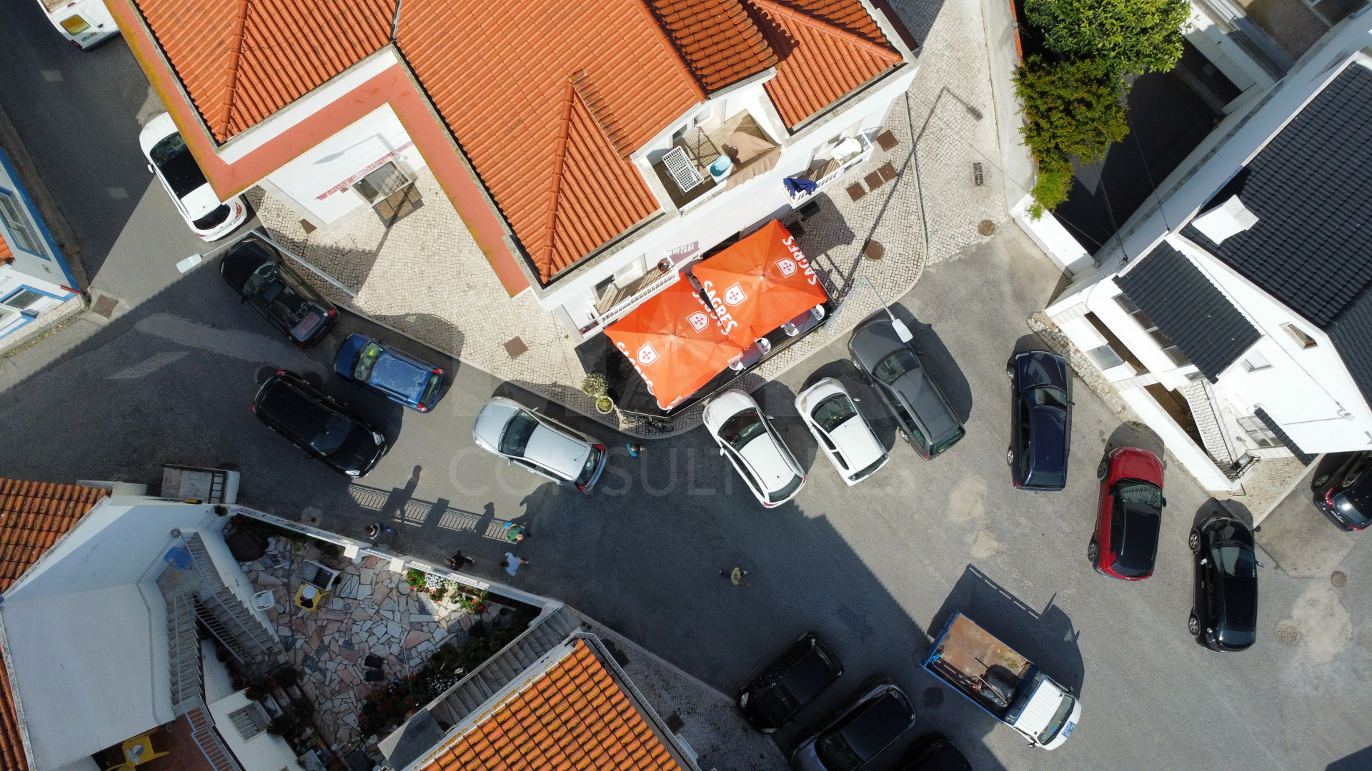 Restaurante em Funcionamento Perto do Baleal