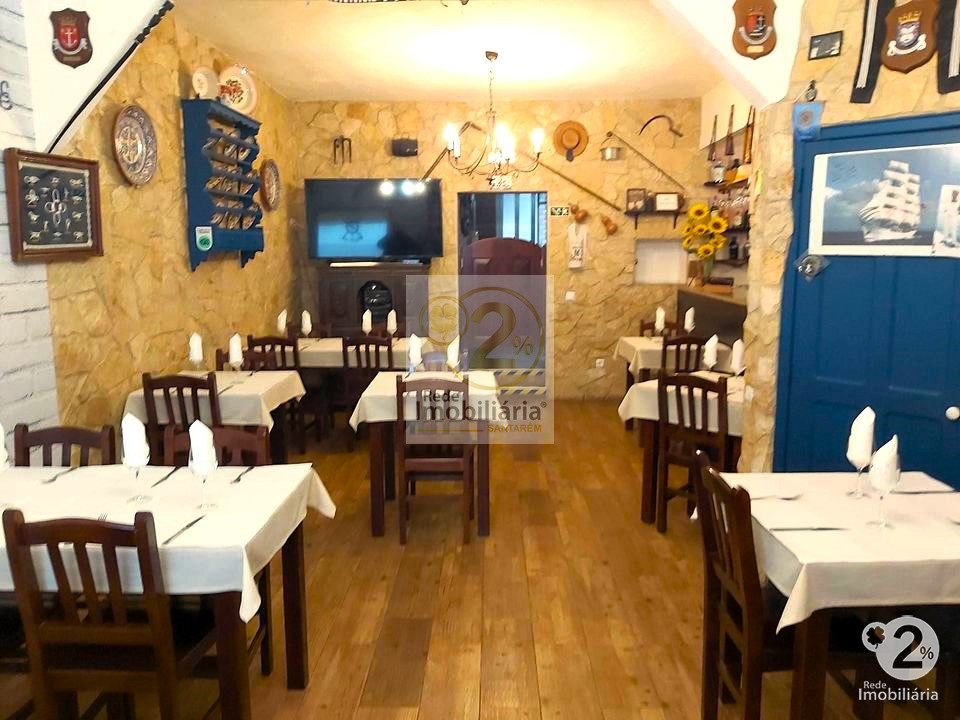 Restaurante em Alcanhões – Santarém
