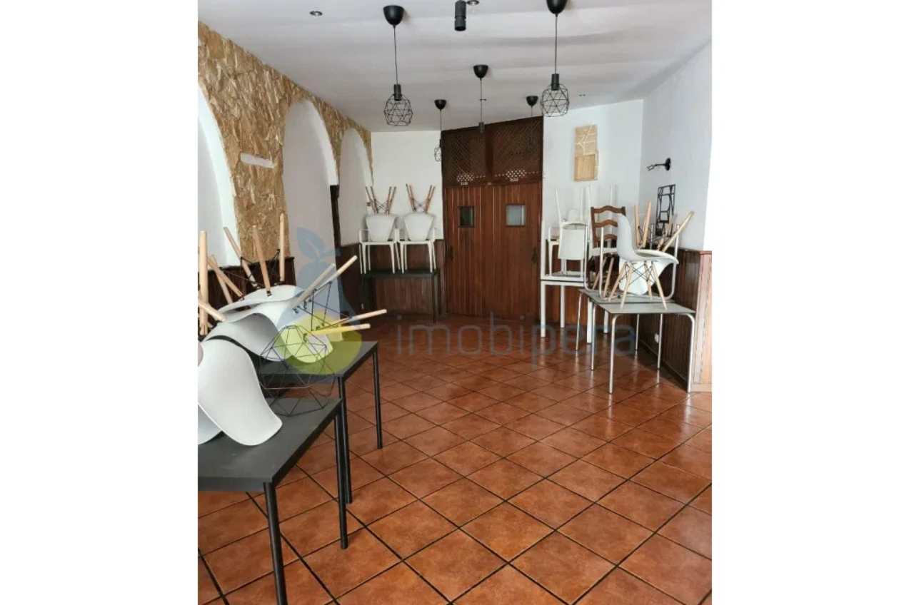 Restaurante – Praia da Rocha- Primeira linha de praia