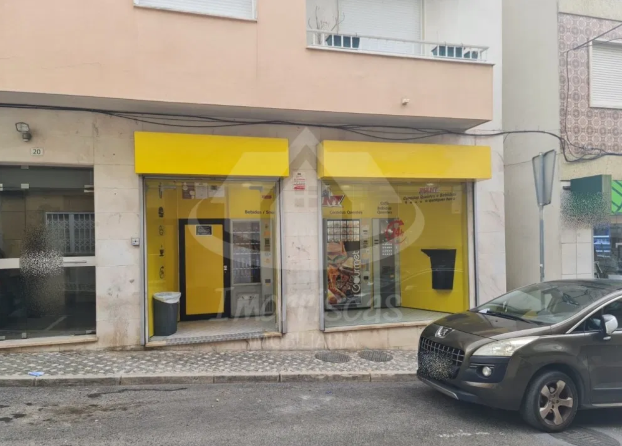 Loja de vending automático, com 48m2, na Póvoa de Santa Iria.