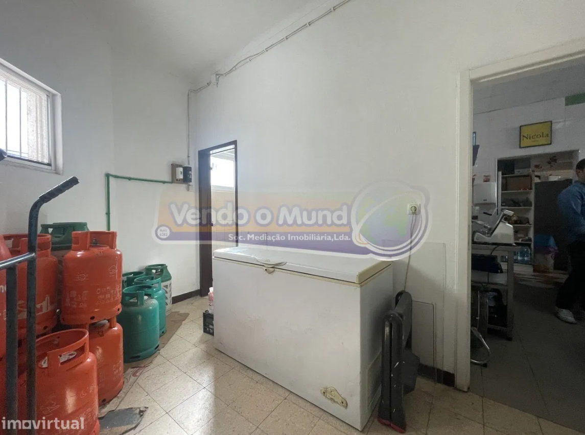 Estabelecimento Comercial em Vila Franca de Xira