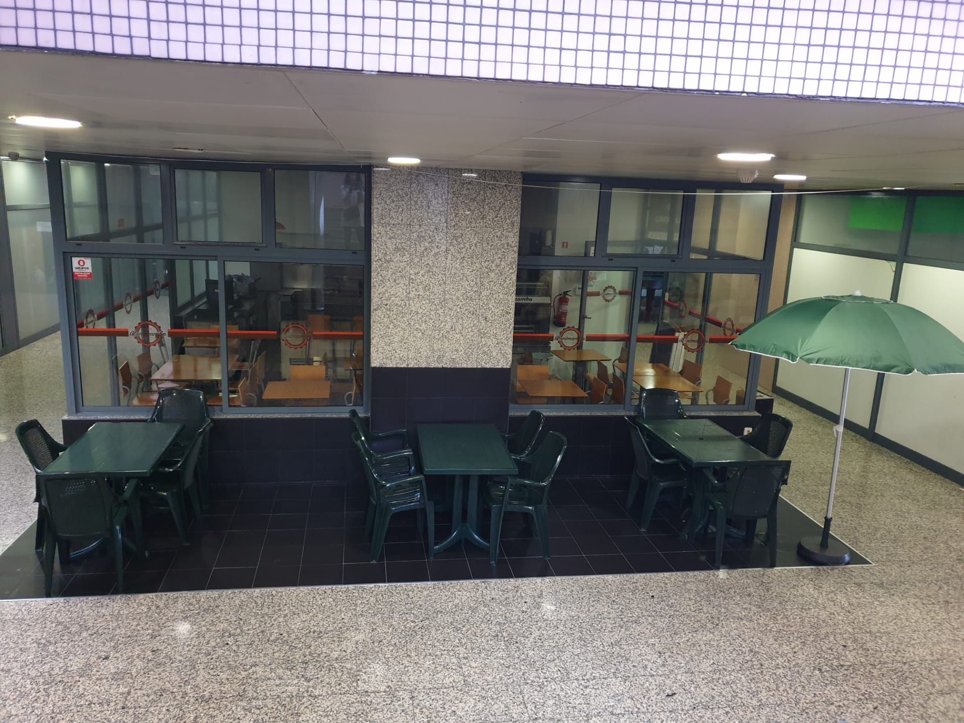 Snack-Bar no centro de Gaia – Santo Ovídio – Mafamude