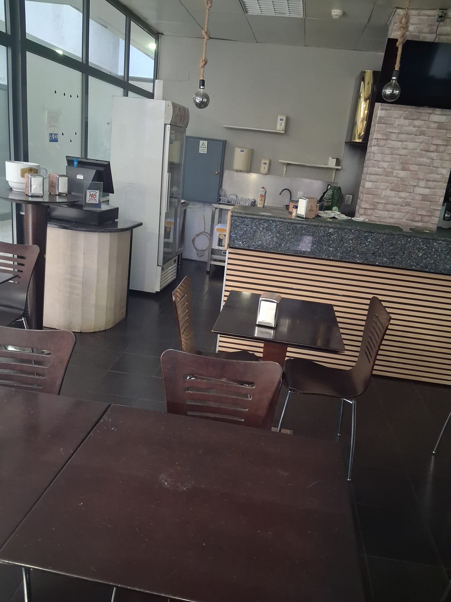 Snack-Bar no centro de Gaia – Santo Ovídio – Mafamude